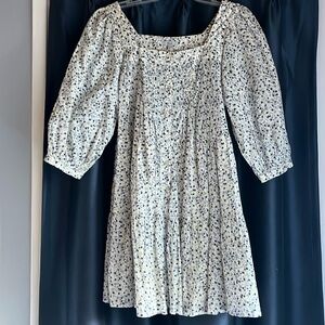 Rails cotton dress. Perfect for country look with boots. lightweight but lined.